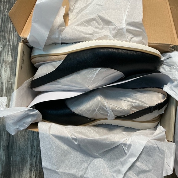 SOUL Naturalizer Black Slingback Flats Size 9 Wide - Picture 12 of 12